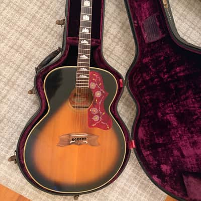 Gibson J-200 1968 - Original sunburst image 1