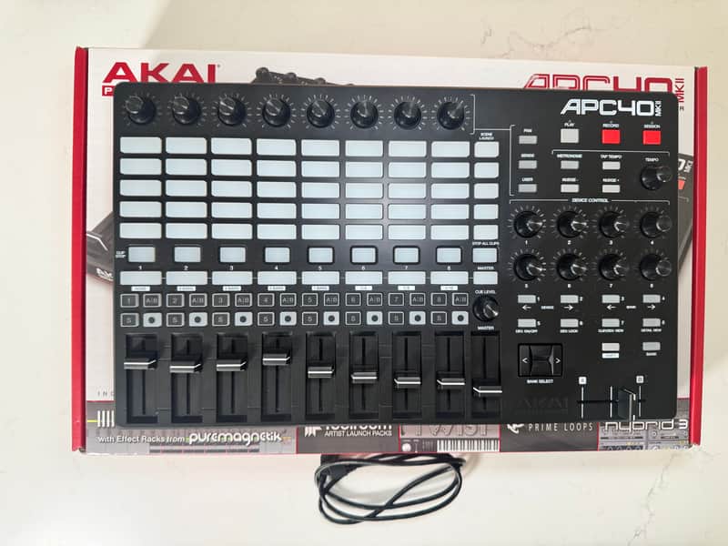 Akai APC40 MKII + Decksaver & Case image 1