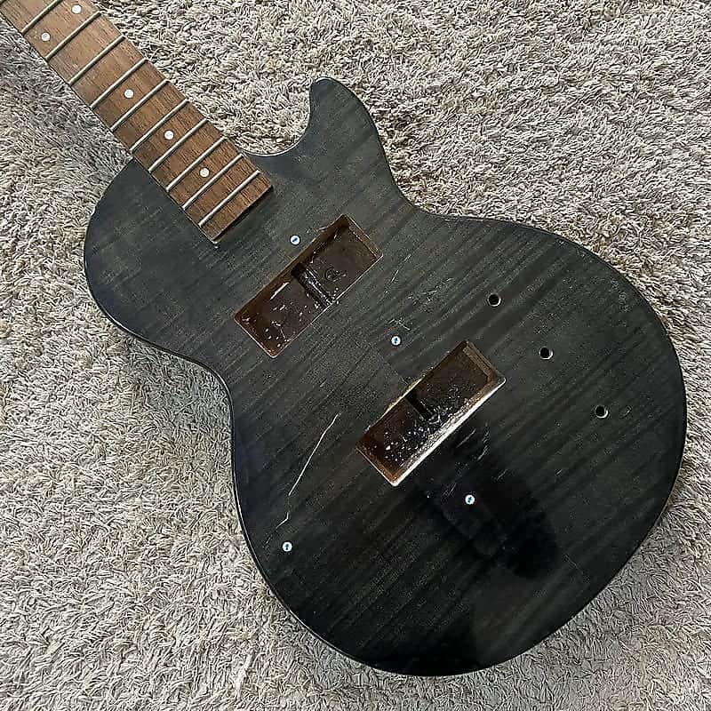 Epiphone Black 4 String Bass, Mahogany Body and Neck, Rosewood Fingerboard image 1