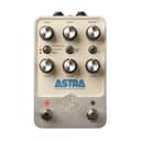 Universal Audio Effects Pedals - Astra Modulation Machine - B-Stock