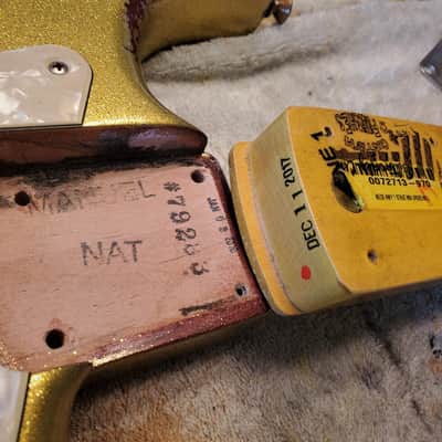 American Fender Stratocaster Relic Custom Vintage Gold Chartreuse Sparkle Texas Specials image 16