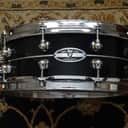 Pearl 14x5 Hybrid Exotic Kapur/Fiberglass in Piano Black w/Pinstripe