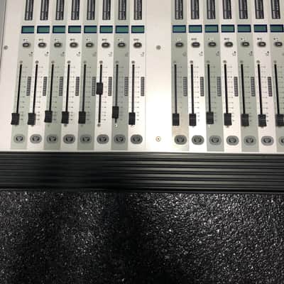 [Lot #24] Soundcraft Vi 3000, Stage Box, Cards, and Flight Case image 8