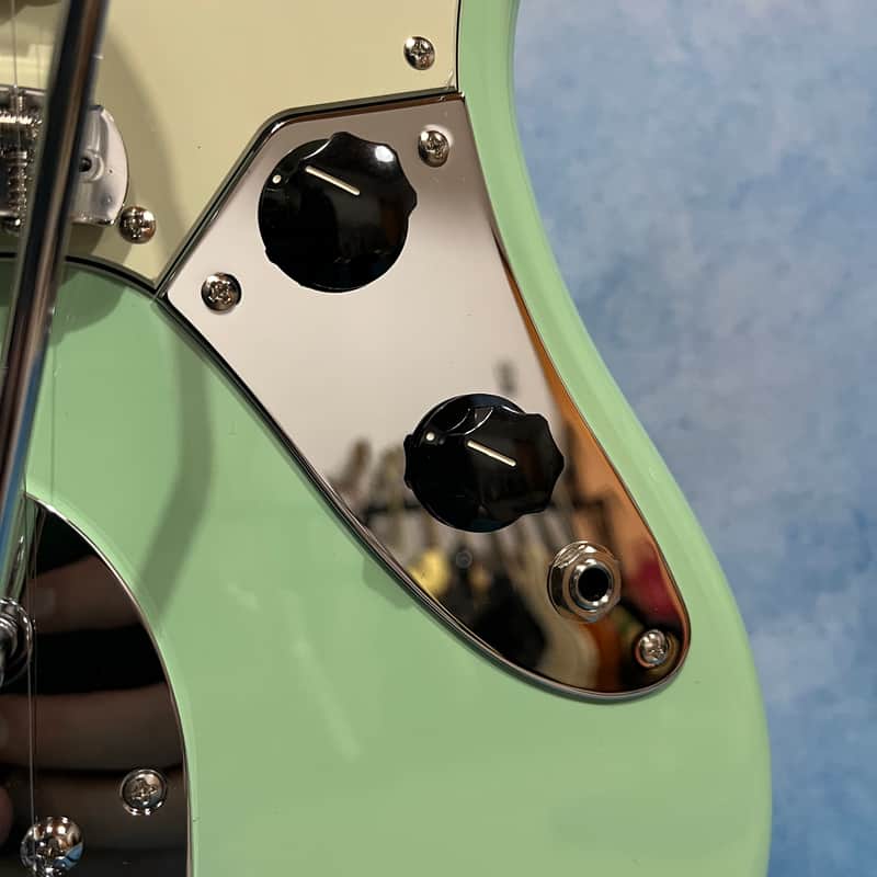 Fender FSR Collection Traditional II 60s Jaguar Surf Green with