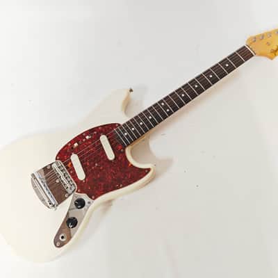 Fender Japan MG65 OWH Mustang Olympic White Crafted in Japan S Serial 2006-2008 Offset Guitar, u5011 image 2