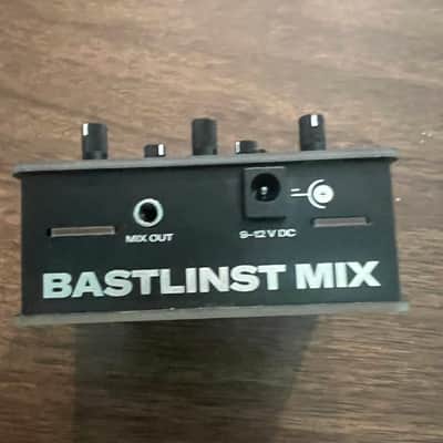 BASTL Instruments Dude 5-Channel Monophonic Mixer 2013 - 2020 - Black image 4