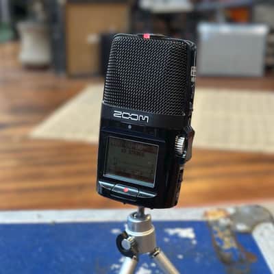 ZOOM H2n Handy Recorder Bundle image 3