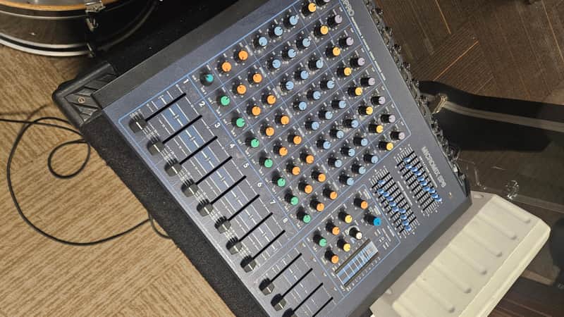 Yorkville Micro mix SP-8 Powered mixer image 1