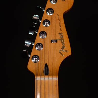 Fender Player II Modified Stratocaster, Maple FB, 3 Tone Sunburst image 9