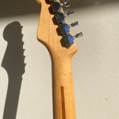 Made in Japan Squier Stratocaster 1986 - Olympic white image 8