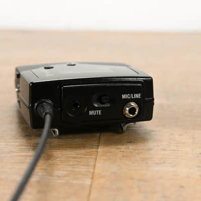 Sennheiser SK 300 G4 Wireless Bodypack Transmitter - 558-608 MHz CG012KY image 6