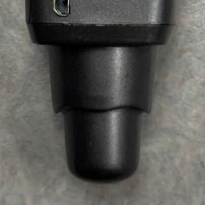 Xvive U3 U4 Wireless Microphone System Receiver & Transmitter 2010s - Black image 20