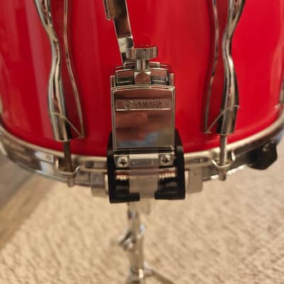 VINTAGE YAMAHA RECORDING CUSTOM 8x14 SNARE — HOT RED — NEW BATTER HEAD, NEW EXTENDED SNARE WIRES — VIDEO image 6