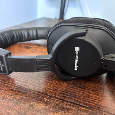 Beyerdynamic DT 250 Closed Back Headphones - 80 Ohms 2004 - Present - Black image 2