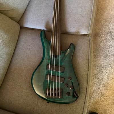 Roscoe Custom-5 String Fretless Bass image 1