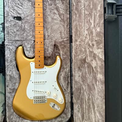UPGRADED PICKUPS Fender Vintera III Late '50s Stratocaster - Aztec Gold - INCLUDES HARD CASE image 1