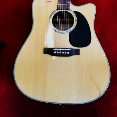 Takamine EG530SSC Natural image 7
