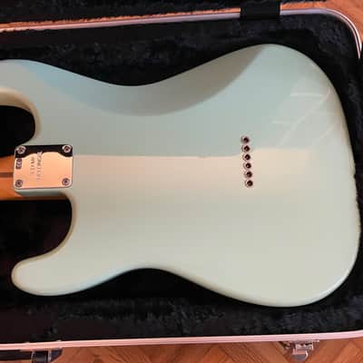 Fender Tom DeLonge Artist Series Signature Stratocaster 2002 - 2003 - Surf Green image 2