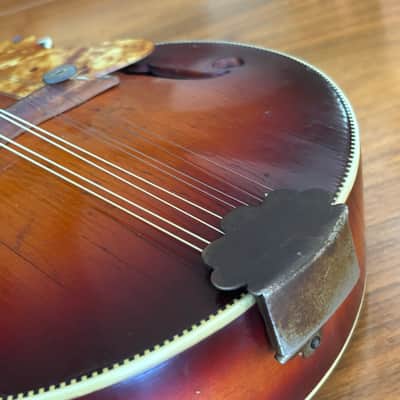 Kay 2 point Venetian Mandolin 1940's - Sunburst image 11