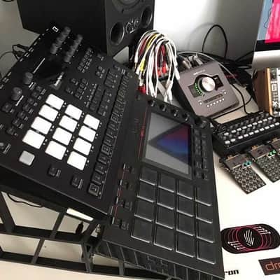 Dual tier Akai MPC live & Analog RYTM MK2 - 3dstudiofurniture image 2