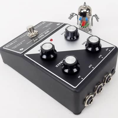 Moog Minifooger MF 05 Analog Delay Pedal + Neuwertig + OVP + 1,5J Garantie image 6