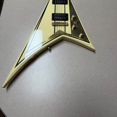 Jackson Pro Series RR3 " Special V" MIJ image 4