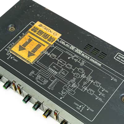 Boss DE-200 – Vintage Rackmount Digital Delay with Awesome Delay Hold Function image 4
