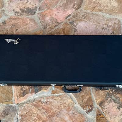 Fender Kurt Cobain Road Worn Jaguar 2012 - 2015 - 3-Color Sunburst image 12