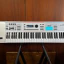 Roland JUNO-DS 61 61-key Synthesizer Special Edition White w/ gig bag juno-ds61w
