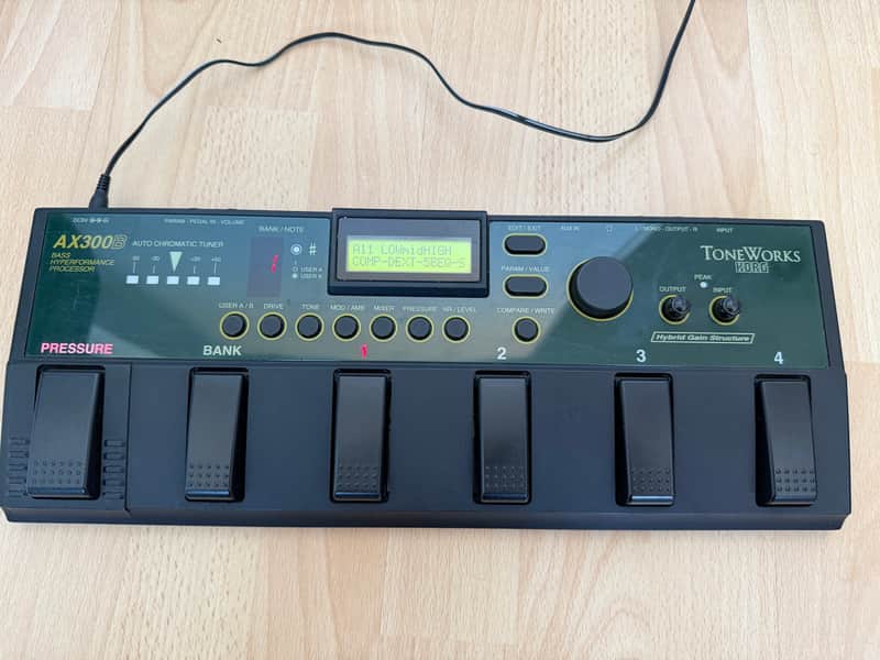 Korg AX300B