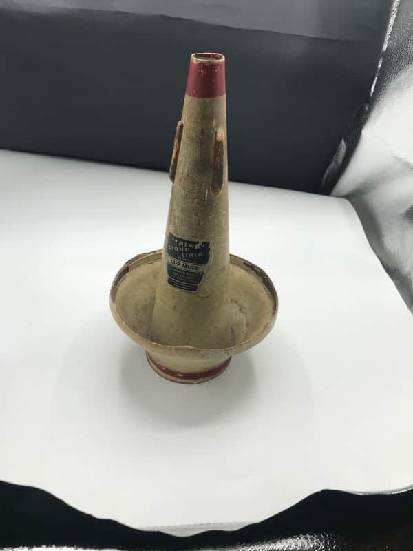 Vintage Humes & Berg Stonelined Trombone Mute Tenor Cup - White/Red image 1