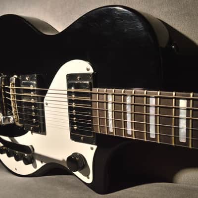 2004 House of JB John Bolin "Supro" Branded Electric Guitar Bibsby w. Case image 10