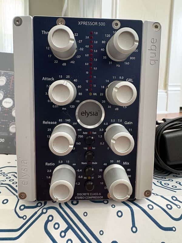 Immagine Xpressor qube 500 Series w/ FREE MidiSport 4x4 - 1
