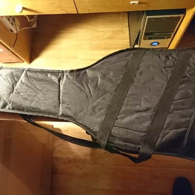Ibanez Gio Soundgear electric bass-guitar w/ gig bag soft case image 13