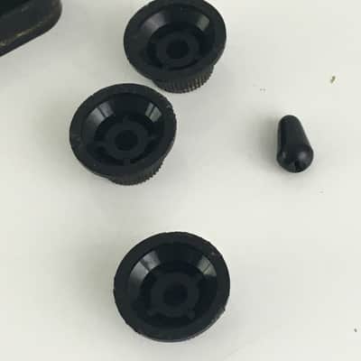 Genuine Fender Japan USA Strat MIJ 80s Stratocaster Knobs Pickup Covers Guitar Relic Black image 10