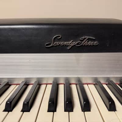 Vintage Fender Rhodes Mark I Stage 73 — Original & Complete image 4
