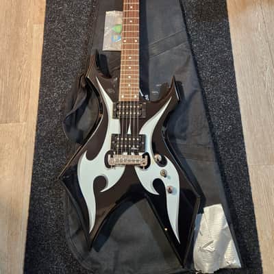 B.C. Rich Warlock Tribal 2000's - Black/White image 1