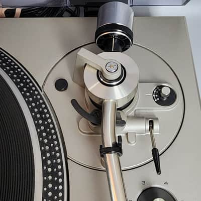 Technics SL-1300 Direct Drive Automatic Player System Turntable 1974 - 1978 - Silver image 7