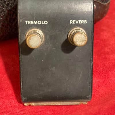 Gibson GA-20RVT Minuteman 12-Watt 1x12" Guitar Combo 1965 - 1967 - Black image 8