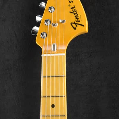 Mint Fender American Vintage II 1973 Stratocaster Mocha Maple Fingerboard image 4