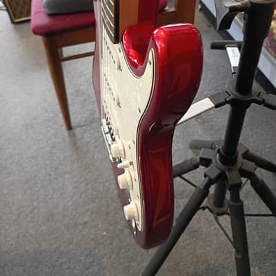 Fender Starcaster 2011 - Red Metal Flake image 3