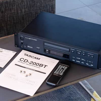 TASCAM CD-200BT CD Player/ Bluetooth Receiver - 2U Rackmountable (demo) **perfect condition!! - Ships FREE!! image 1