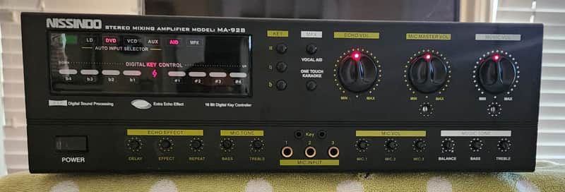 Nissindo Nissindo MA-928 is a professional, dual-channel karaoke mixing amplifier 2000 - Black image 1