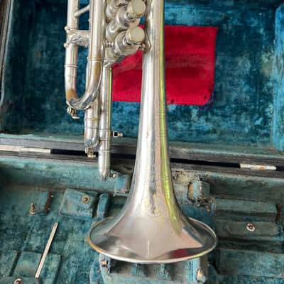 J.W. York & Sons “Professional” Cornet — circa 1908 — Silver Plate — Grand Rapids, MI — w/ Original Case, Lyre & Mouthpiece image 1