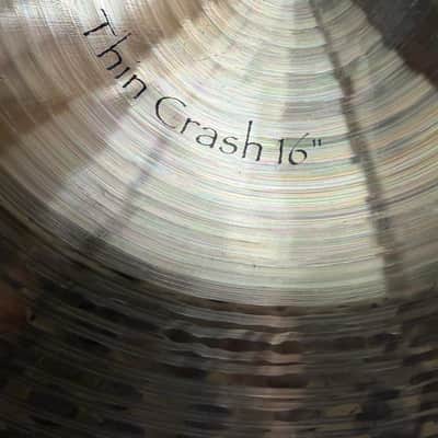 Paiste 16" Signature Traditionals Thin Crash Cymbal 1996 - Present - Traditional image 8