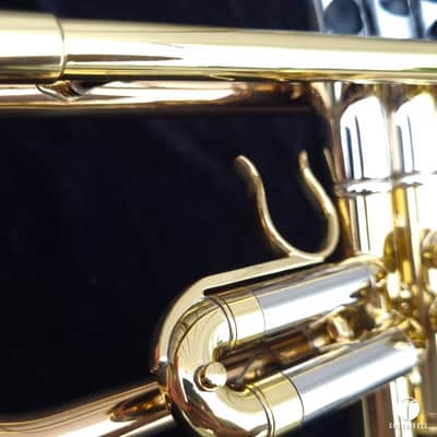 First Yamaha YTR-1 Lacquered Brass made in Japan,designed by Schilke gamonbrass image 24