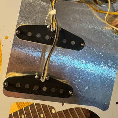 Fender Strat 1972 neck Black Refin non original Body with '68 Fender Custom Shop pick ups Player's grade image 5