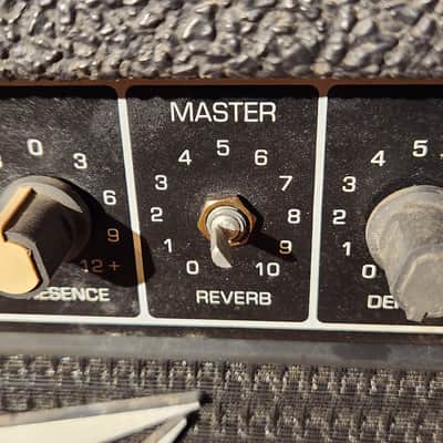 Peavey Classic Chorus 130 2x12" 130-Watt Combo Community Speakers image 5