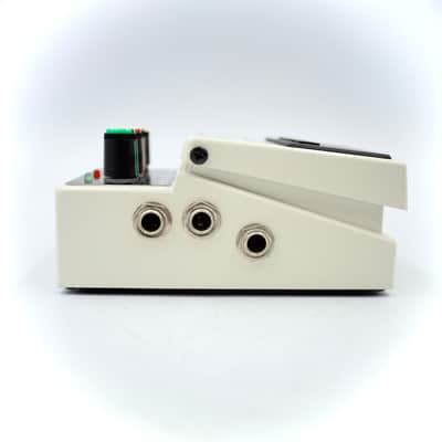 Boss LS-2 Line Selector Guitar Pedal H4A1427 image 5