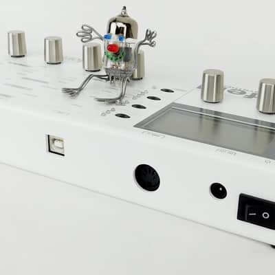 Waldorf Blofeld Synthesizer Desktop Weiß + Fast Neuwertig +1,5 Jahre Garantie image 6